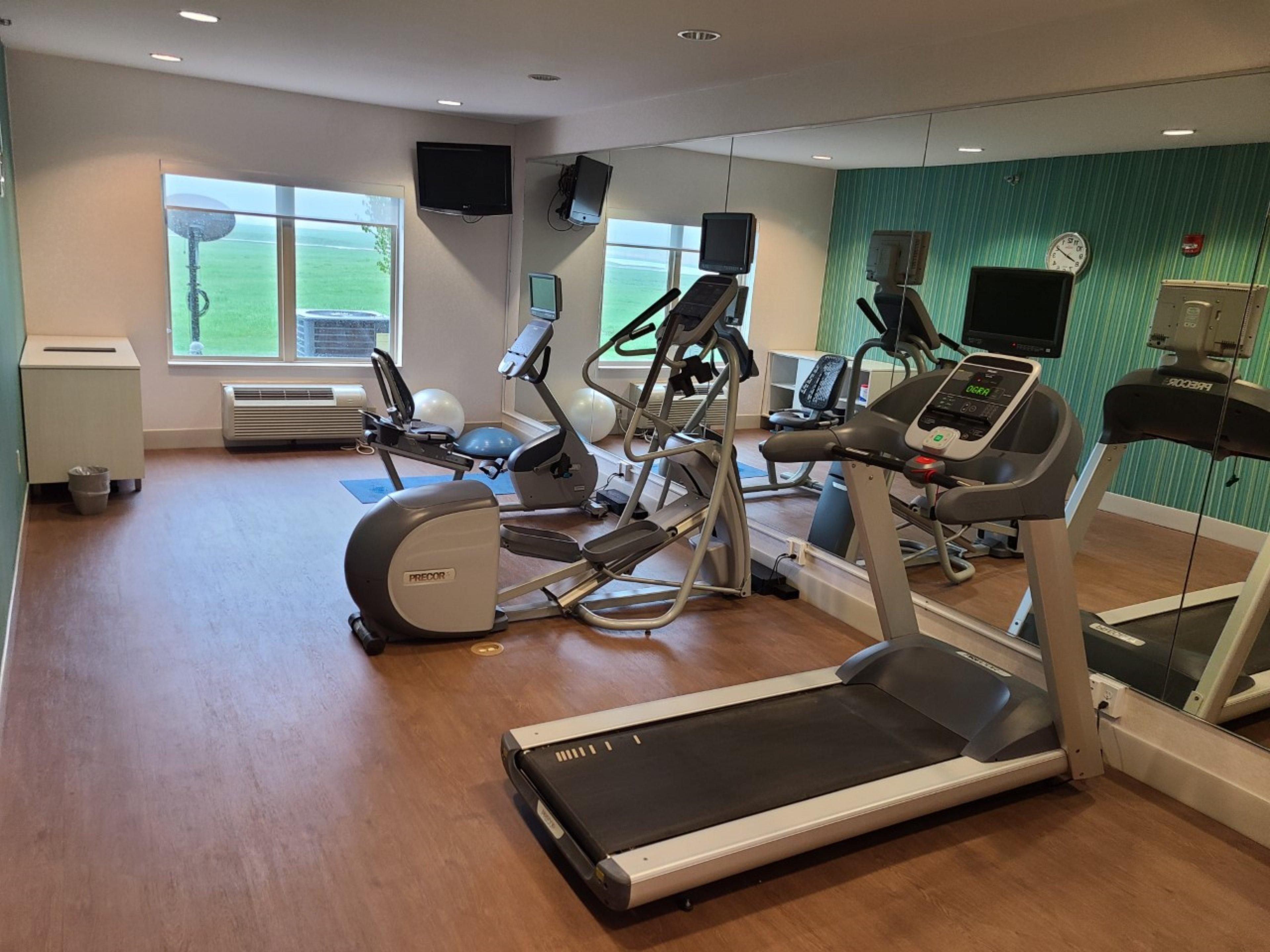 Holiday Inn Express Hotel & Suites Sheldon By Ihg Екстериор снимка