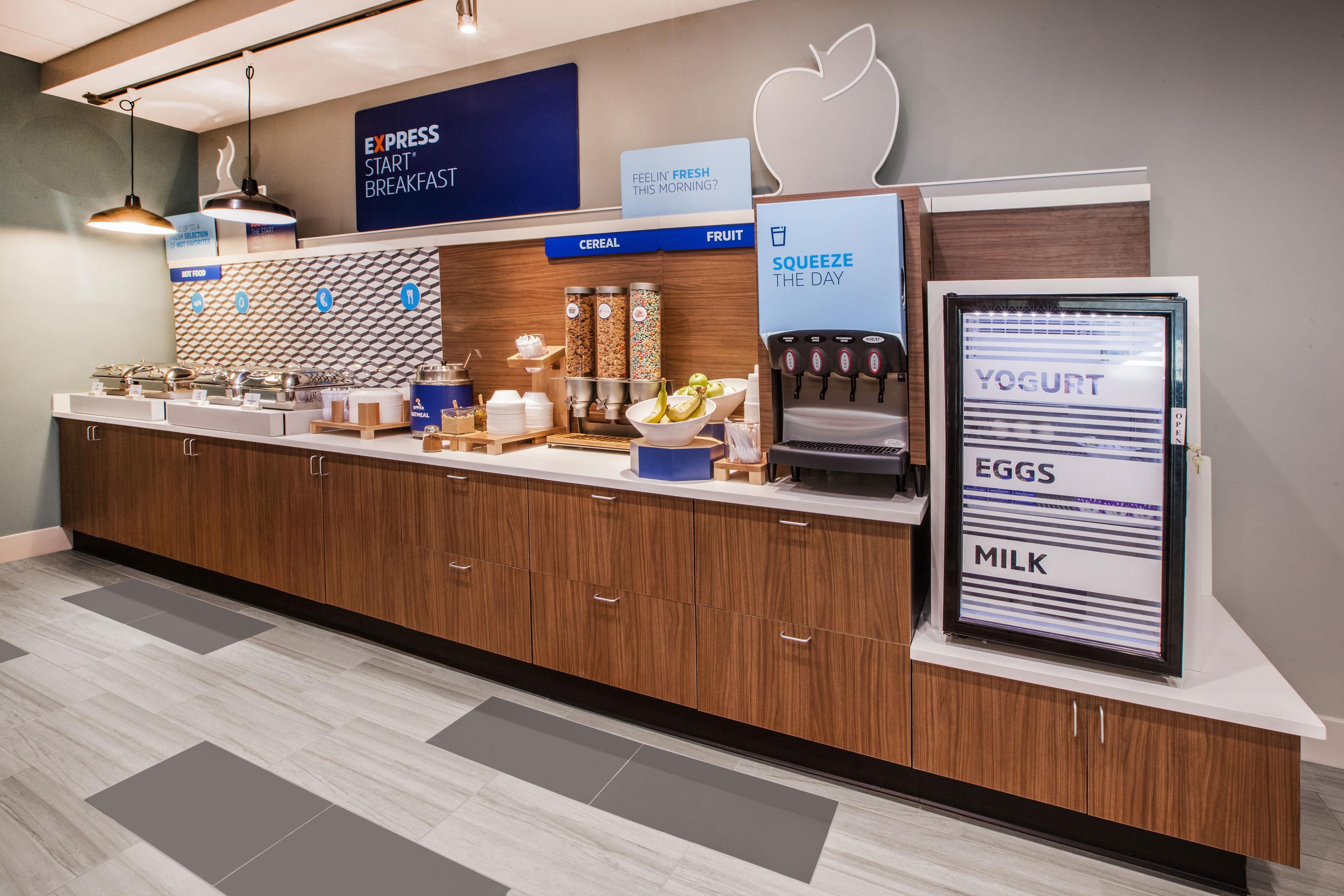 Holiday Inn Express Hotel & Suites Sheldon By Ihg Екстериор снимка