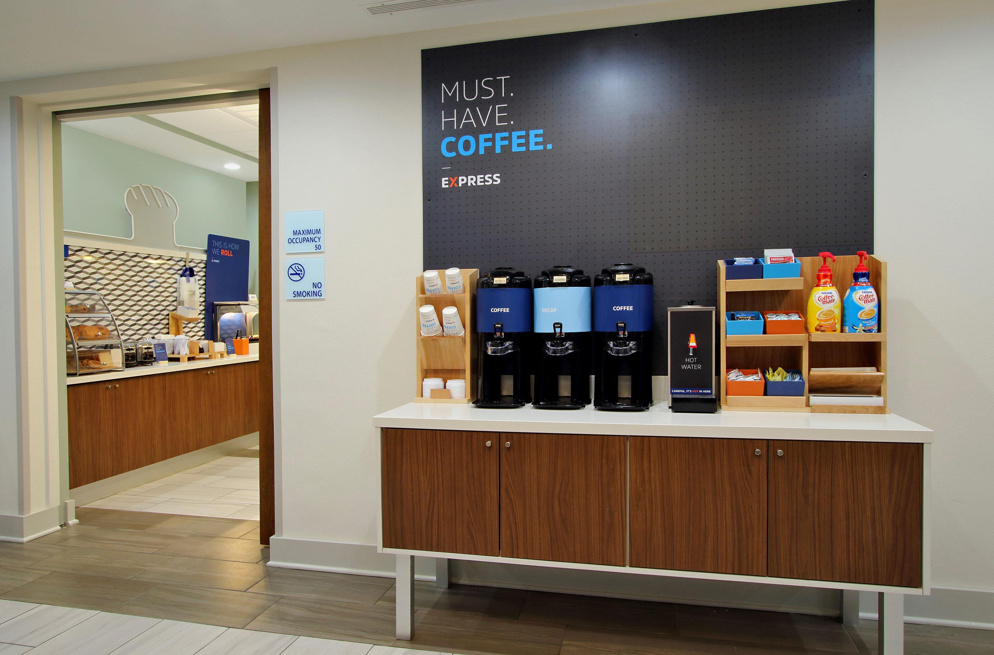 Holiday Inn Express Hotel & Suites Sheldon By Ihg Екстериор снимка
